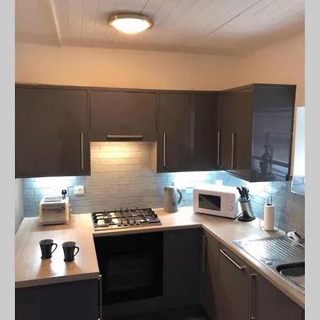 Albion Apartment