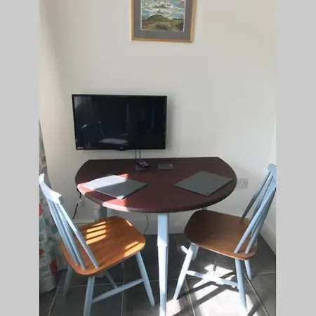 Albion Apartment