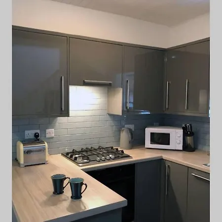 Albion Apartment